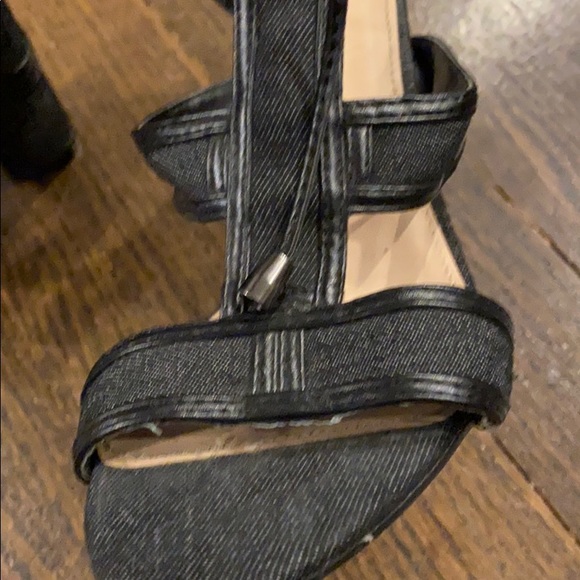 Heels! - Picture 7 of 7